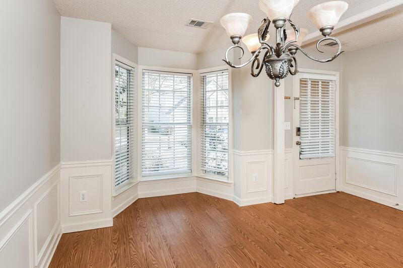 3,220/Mo, 135 Wallnut Hall Cir Woodstock, GA 30189 Dining Room View