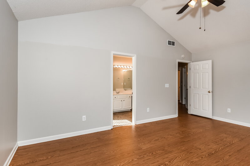 3,220/Mo, 135 Wallnut Hall Cir Woodstock, GA 30189 Main Bedroom View 2