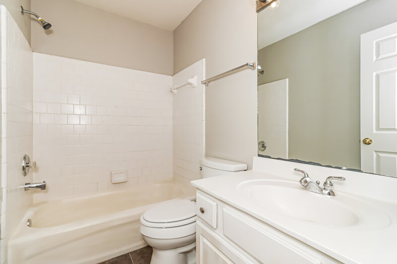 2,145/Mo, 135 Wallnut Hall Cir Woodstock, GA 30189 Bathroom View