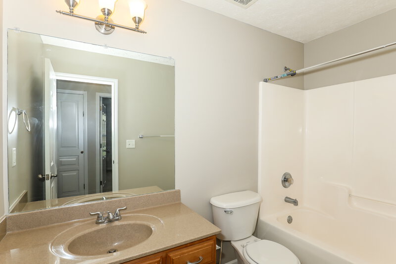 2,185/Mo, 1101 Marsh Ct Hampton, GA 30228 Bathroom View