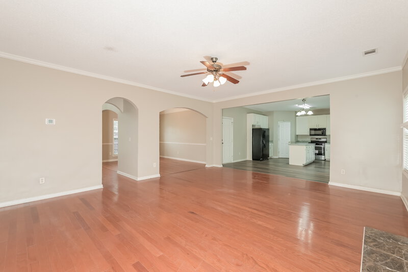 3,360/Mo, 2083 Reserve Pkwy McDonough, GA 30253 Living Room View 2