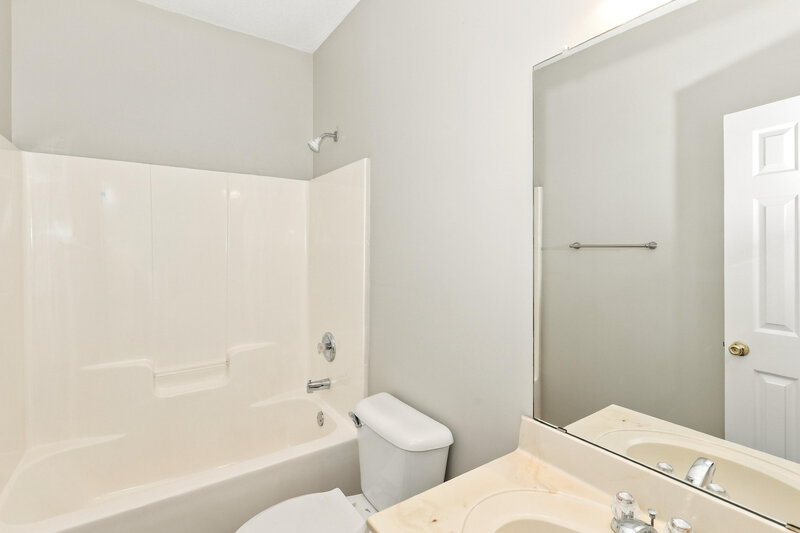 2,420/Mo, 2083 Reserve Pkwy McDonough, GA 30253 Bathroom View