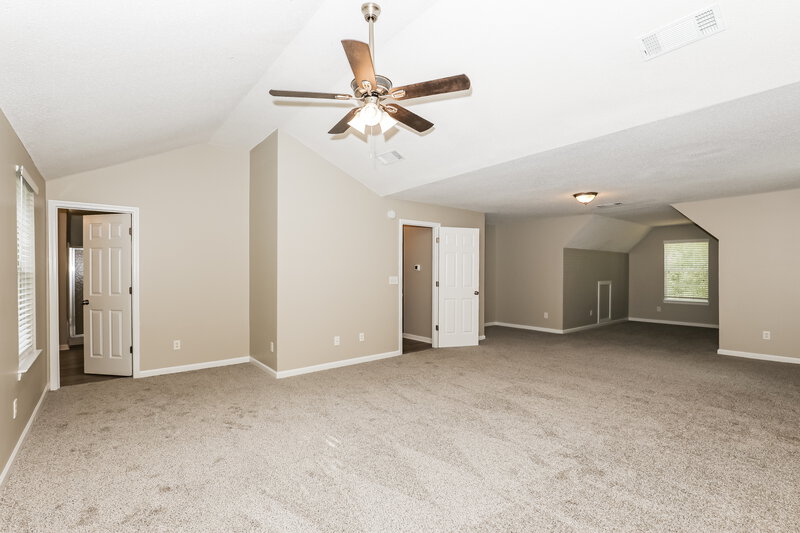 2,335/Mo, 385 Kentwood Springs Dr Hampton, GA 30228 Main Bedroom View