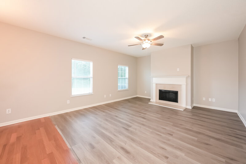2,325/Mo, 2115 Palatine Pl Stockbridge, GA 30281 Family Room View