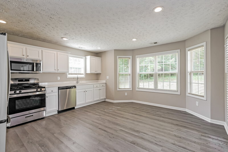 1,870/Mo, 225 Lassiter Dr Covington, GA 30016 Kitchen View