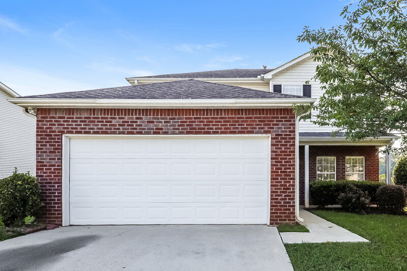 0/Mo, 1607 Thornwick Trce Stockbridge, GA 30281 External View