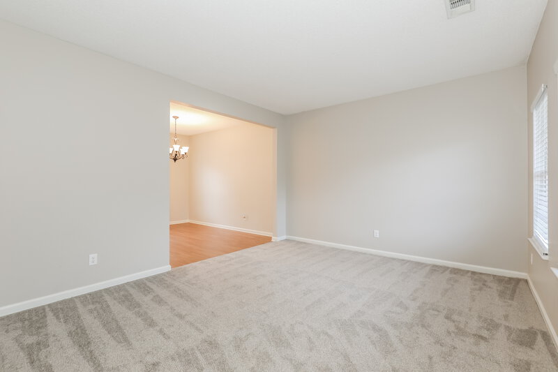 2,135/Mo, 1607 Thornwick Trce Stockbridge, GA 30281 Living Room View