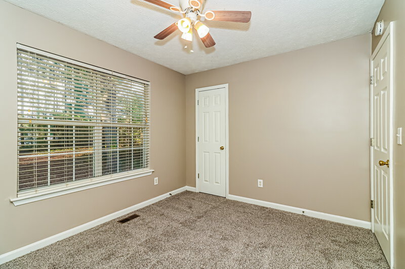 1,770/Mo, 146 Bridge Grv Douglasville, GA 30134 Bedroom View 2