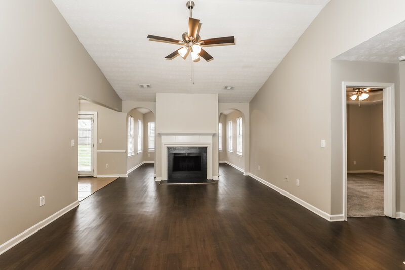 1,900/Mo, 5280 Yellow Pine Dr McDonough, GA 30252 Living Room View 2