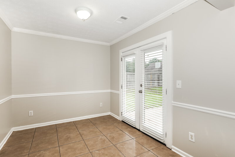 1,900/Mo, 5280 Yellow Pine Dr McDonough, GA 30252 Dining Room View
