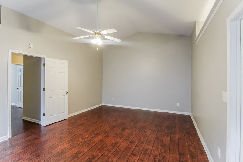 2,405/Mo, 1072 Fairmont Park Dr Dacula, GA 30019 Main Bedroom View 2