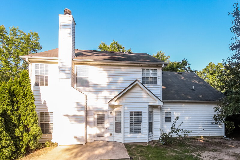 2,080/Mo, 3564 Cast Bend Way Buford, GA 30519 Rear View