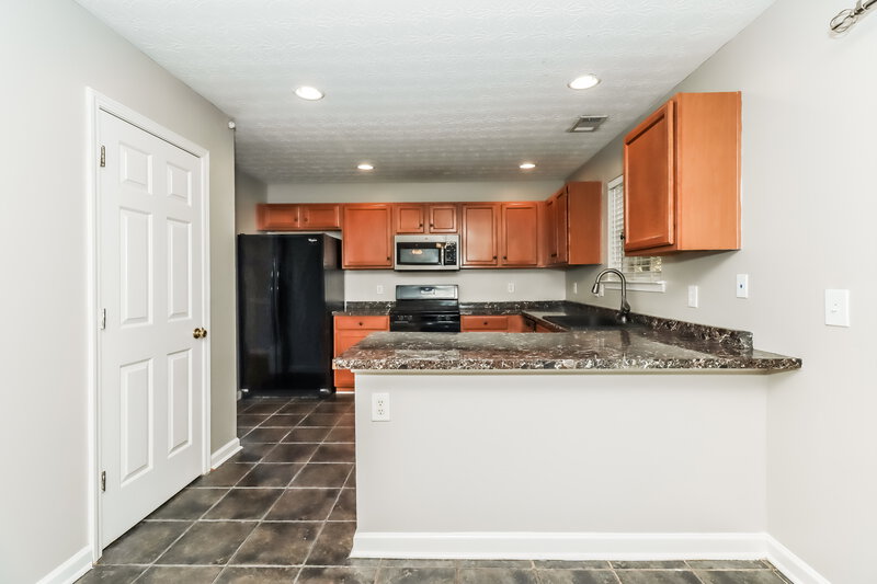 2,230/Mo, 340 Meadows Ln Canton, GA 30114 Kitchen View