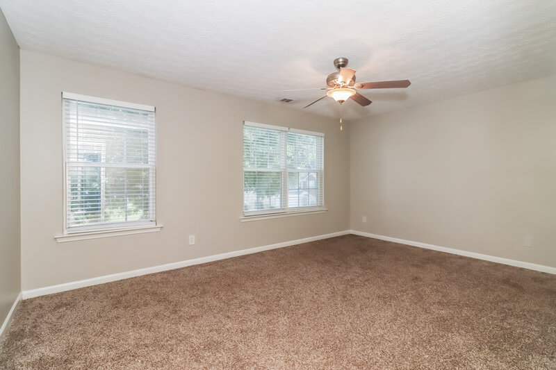 2,230/Mo, 340 Meadows Ln Canton, GA 30114 Family Room View