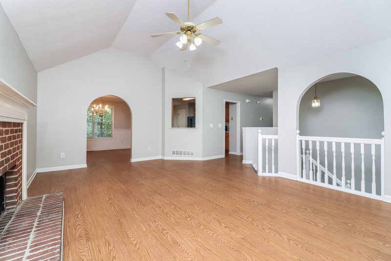 2,545/Mo, 3387 Cider Mill Ct SW Marietta, GA 30064 Living Room View 3