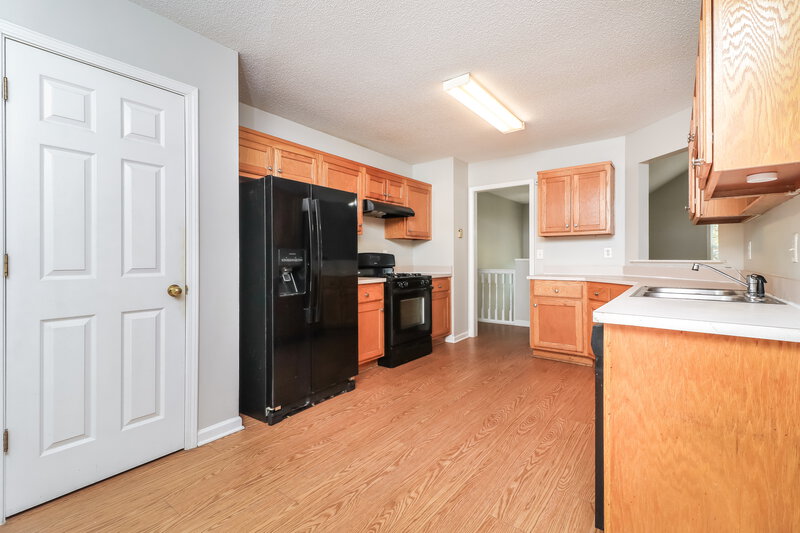 2,545/Mo, 3387 Cider Mill Ct SW Marietta, GA 30064 Kitchen View 3