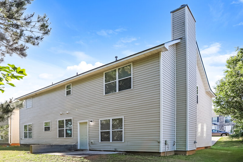 2,135/Mo, 3112 Berthas Overlook Douglasville, GA 30135 Rear View