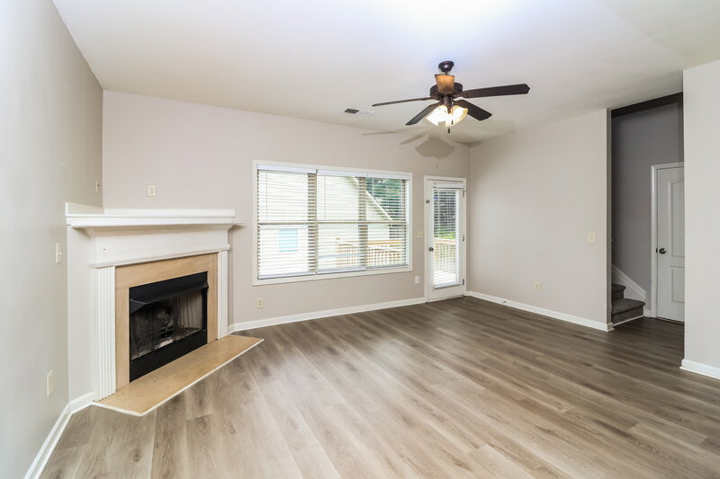2,025/Mo, 142 Bethany Manor Dr Ball Ground, GA 30107 Living Room View
