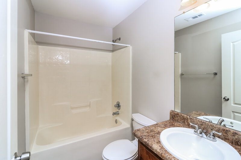 2,025/Mo, 142 Bethany Manor Dr Ball Ground, GA 30107 Bathroom View