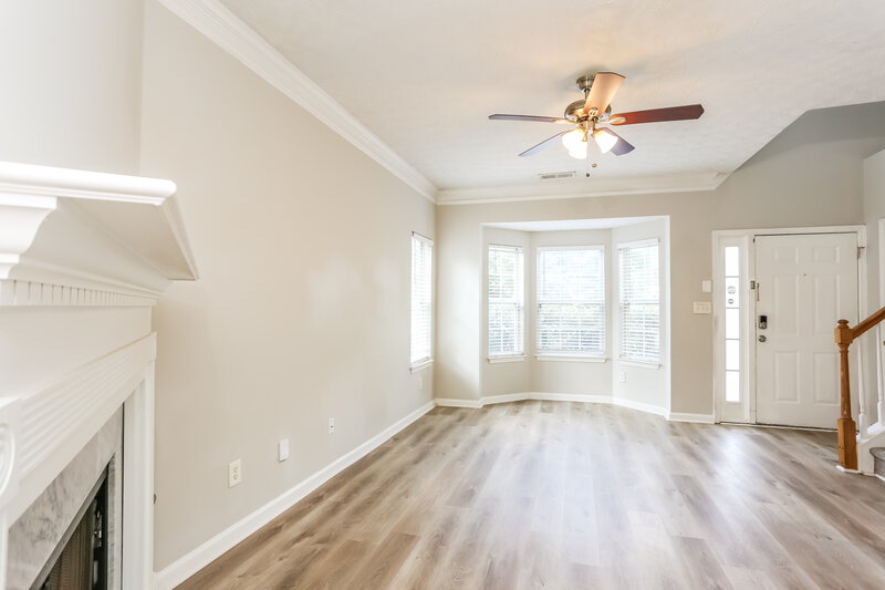 1,710/Mo, 2984 Falling Water Pt College Park, GA 30349 Living Room View 2