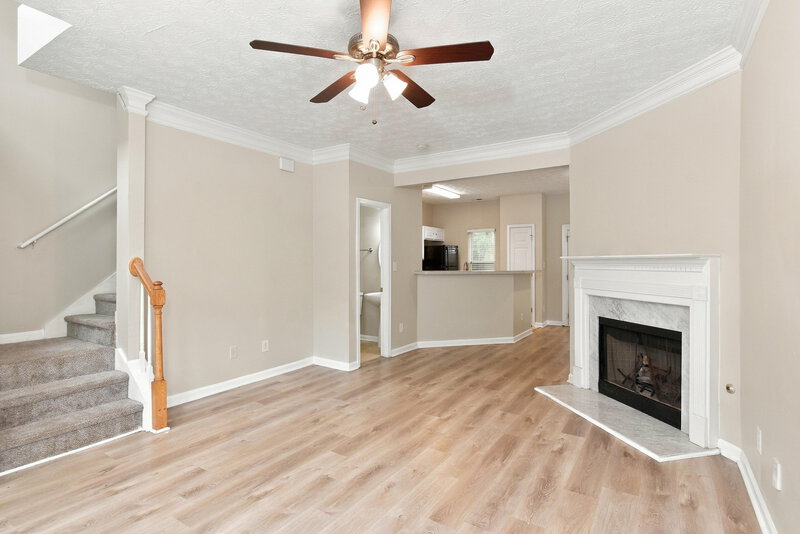 1,575/Mo, 2984 Falling Water Pt College Park, GA 30349 Living Room View 2
