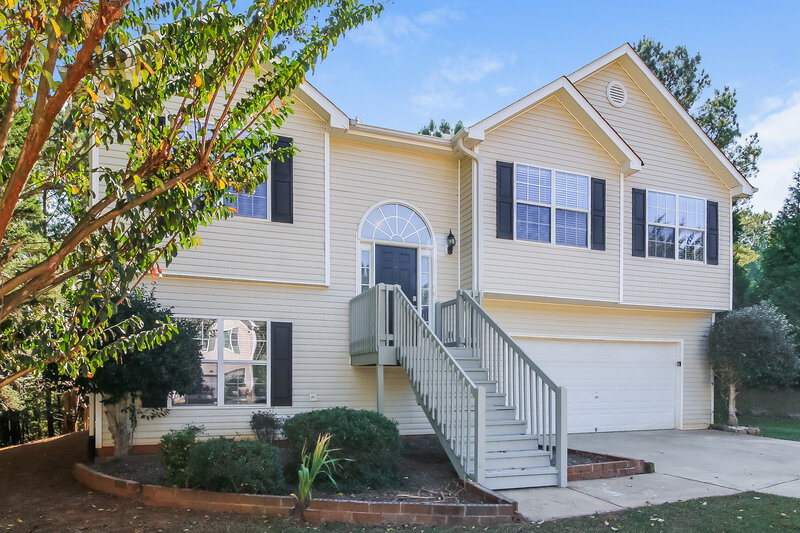 2,550/Mo, 40 Savoy Park Dr Covington, GA 30014 Front View 2