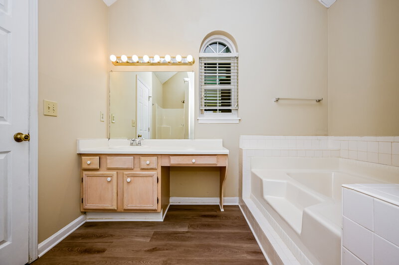 2,240/Mo, 114 Rubicon Rd Peachtree City, GA 30269 Main Bathroom View 2