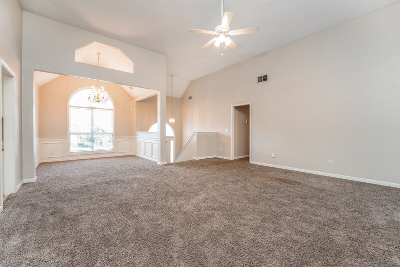 2,900/Mo, 2855 Karen Rdg SW Conyers, GA 30094 Living Room View 2