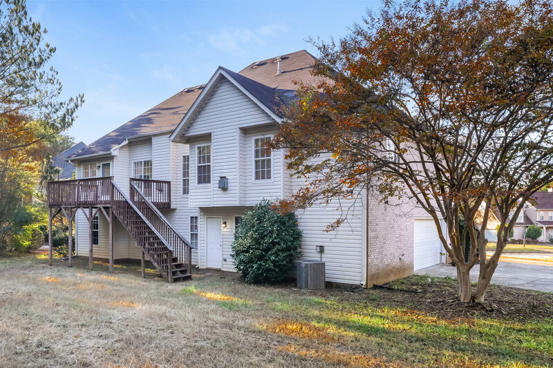 2,900/Mo, 2855 Karen Rdg SW Conyers, GA 30094 Rear View