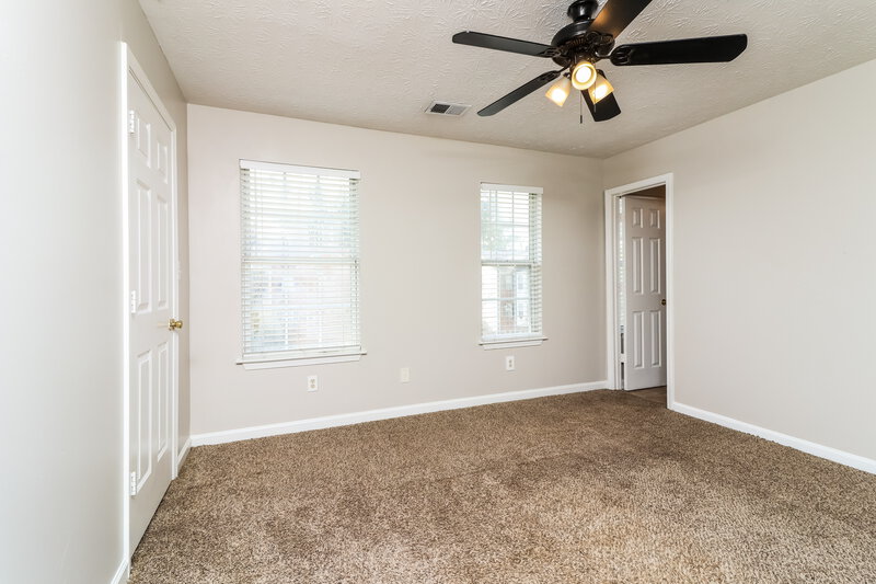 2,055/Mo, 1338 Vintage Pointe Dr Lawrenceville, GA 30044 Main Bedroom View