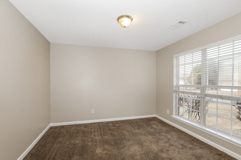 2,235/Mo, 5488 Vanity Joys Ln Ellenwood, GA 30294 Living Room View