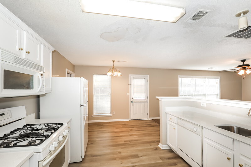 2,235/Mo, 5488 Vanity Joys Ln Ellenwood, GA 30294 Kitchen View 2