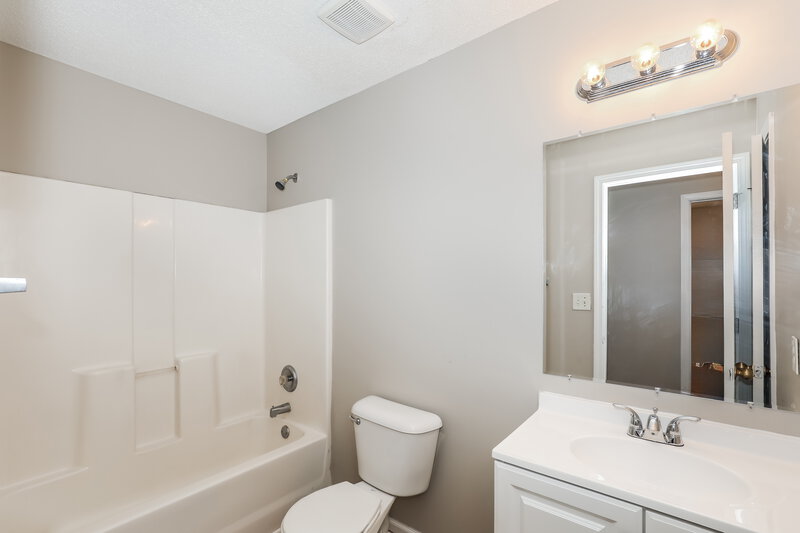 2,235/Mo, 5488 Vanity Joys Ln Ellenwood, GA 30294 Bathroom View