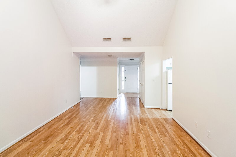 2,055/Mo, 35 Pebble Brooke Ct Covington, GA 30016 No Caption View 2
