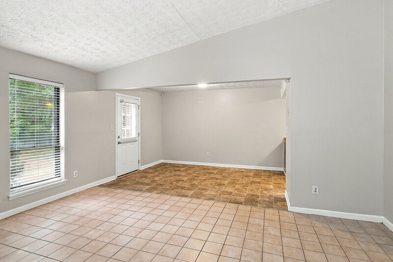 1,695/Mo, 35 Windsong Ct Stockbridge, GA 30281 Dining Room View