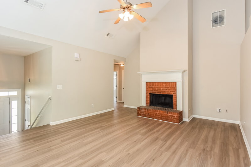 2,400/Mo, 1440 Paddocks Ct Powder Springs, GA 30127 Living Room View 2