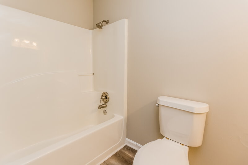 2,240/Mo, 1414 Towne Harbor Psge Woodstock, GA 30189 Bathroom View 2