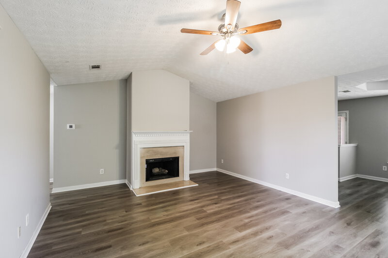 1,840/Mo, 5711 Meadowview Rd Rex, GA 30273 Living Room View