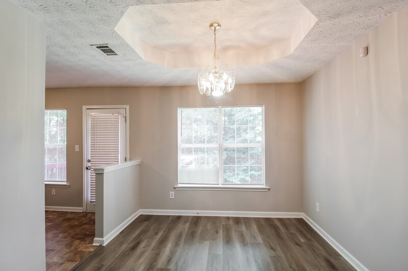 1,840/Mo, 5711 Meadowview Rd Rex, GA 30273 Dining Room View