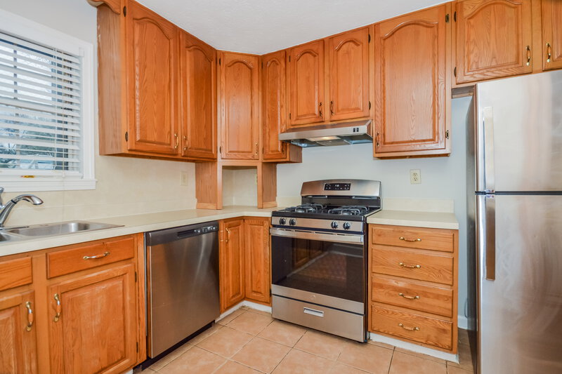 2,580/Mo, 108 Augusta Dr SE Marietta, GA 30067 Kitchen View