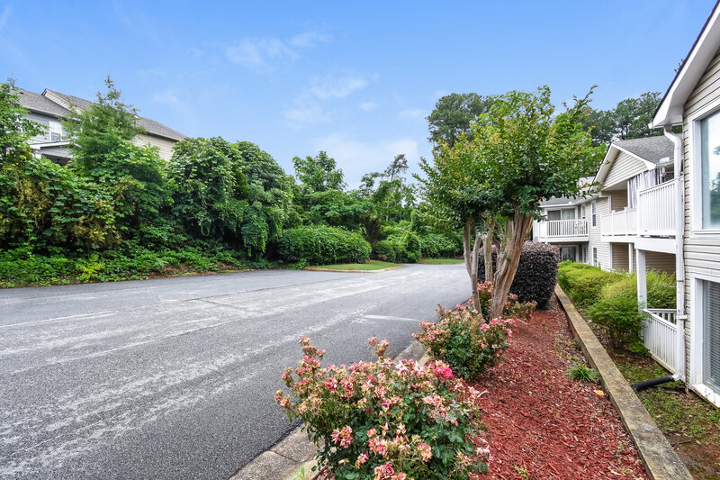 1,925/Mo, 108 Augusta Dr SE Marietta, GA 30067 Backyard View