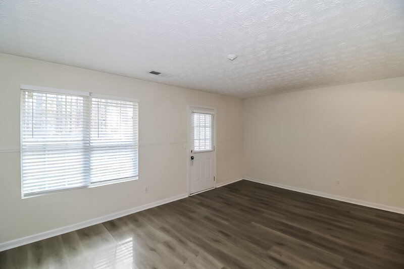 1,640/Mo, 1521 Conley Way Conley, GA 30288 Living Room View 2