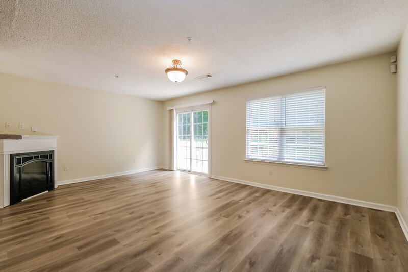 1,770/Mo, 1752 Old Dogwood Jonesboro, GA 30238 Living Room View