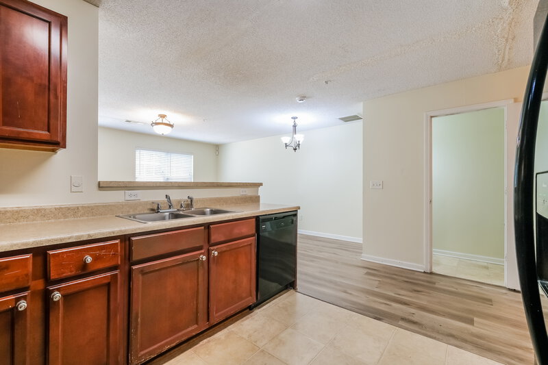 1,770/Mo, 1752 Old Dogwood Jonesboro, GA 30238 Kitchen View