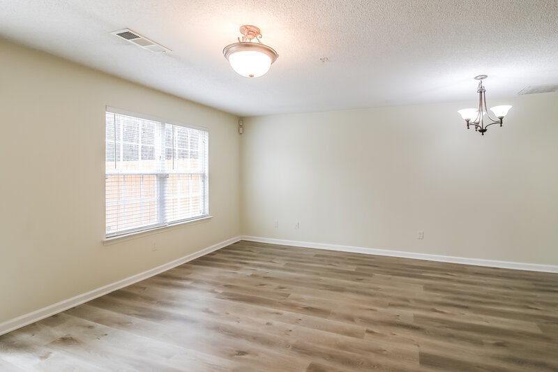 1,780/Mo, 1752 Old Dogwood Jonesboro, GA 30238 Living Room View 2