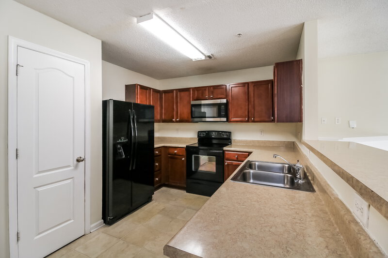 1,780/Mo, 1752 Old Dogwood Jonesboro, GA 30238 Kitchen View