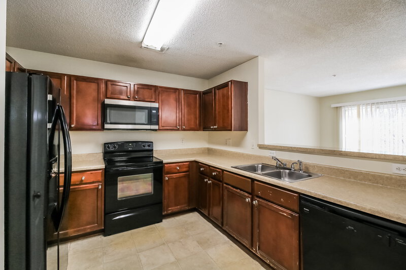 1,780/Mo, 1752 Old Dogwood Jonesboro, GA 30238 Kitchen View 2