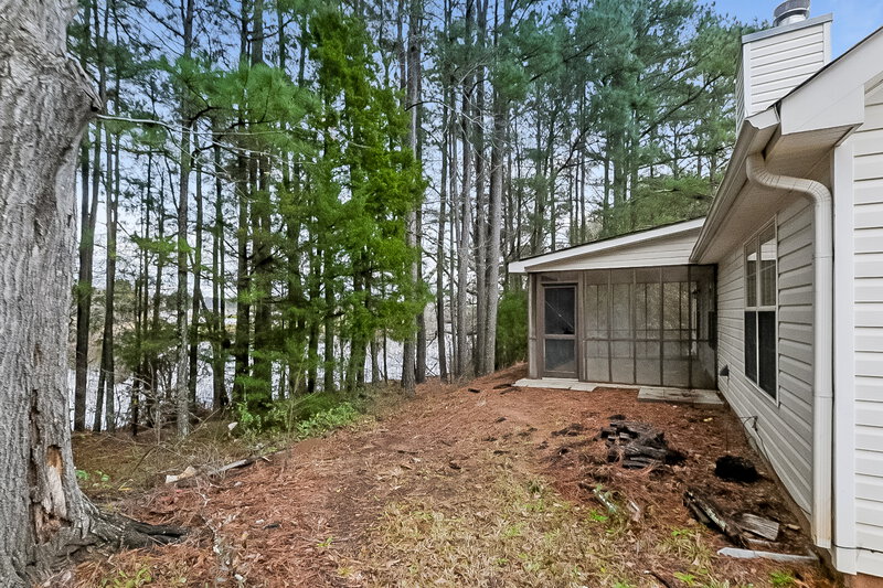 1,850/Mo, 740 Strawflower Ln Locust Grove, GA 30248 Rear View