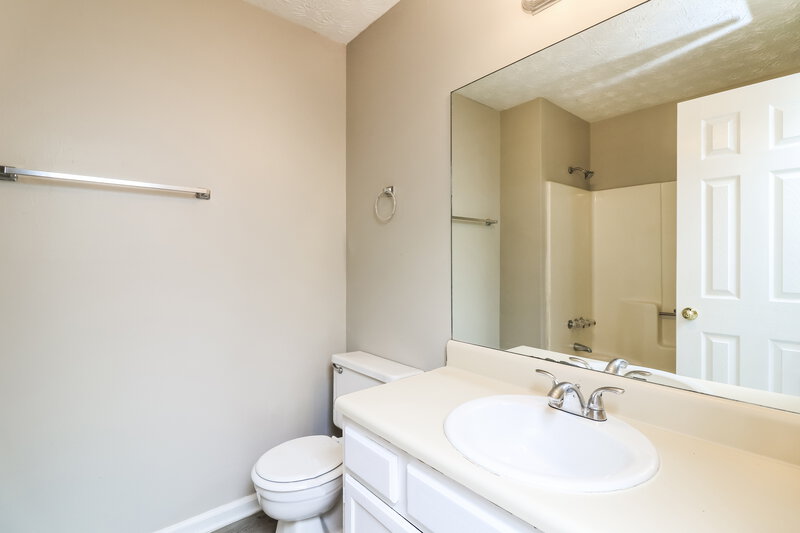 1,835/Mo, 2686 Lantern Trl Lithia Springs, GA 30122 Bathroom View