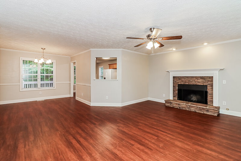 1,985/Mo, 201 Brick Mill Dr Canton, GA 30115 Living Room View 2